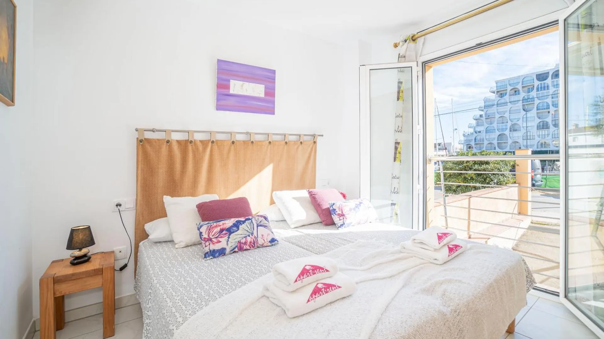 Apart-Rent Apartment Port Salins 0155 Empuriabrava Spain