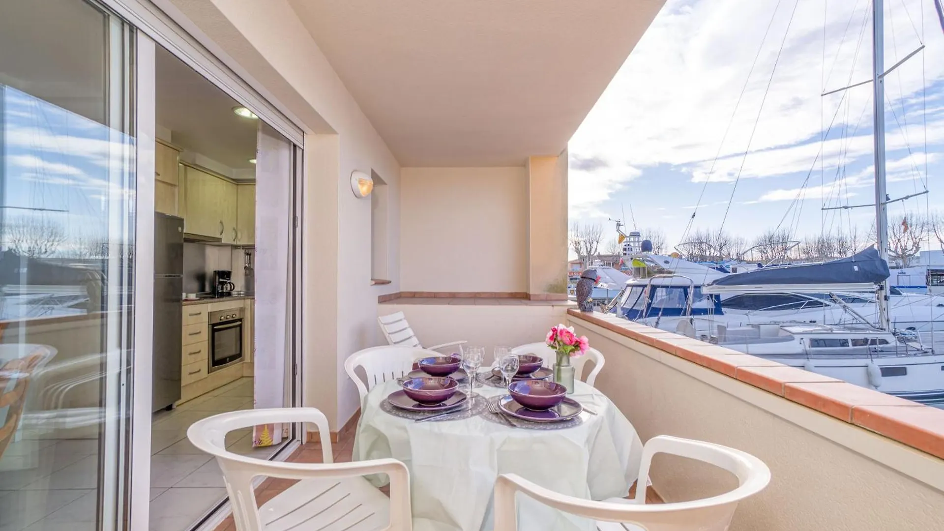 Apart-Rent Apartment Port Salins 0155 Empuriabrava 0*,  Spain